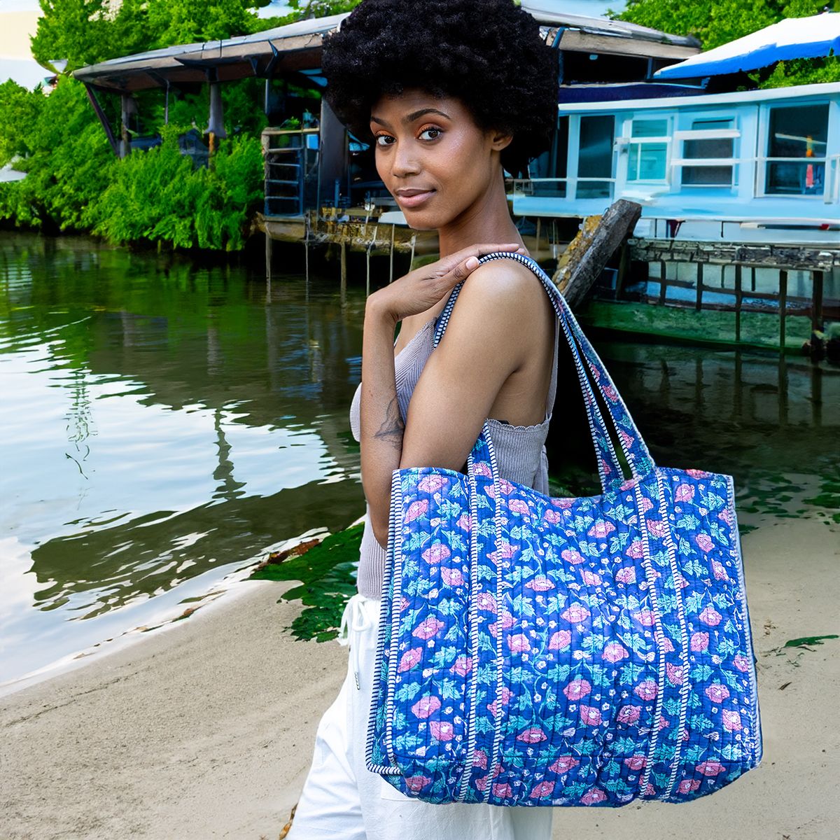 Quilted Trendy Tote Bag w/Travel Pouch Rich Primrose