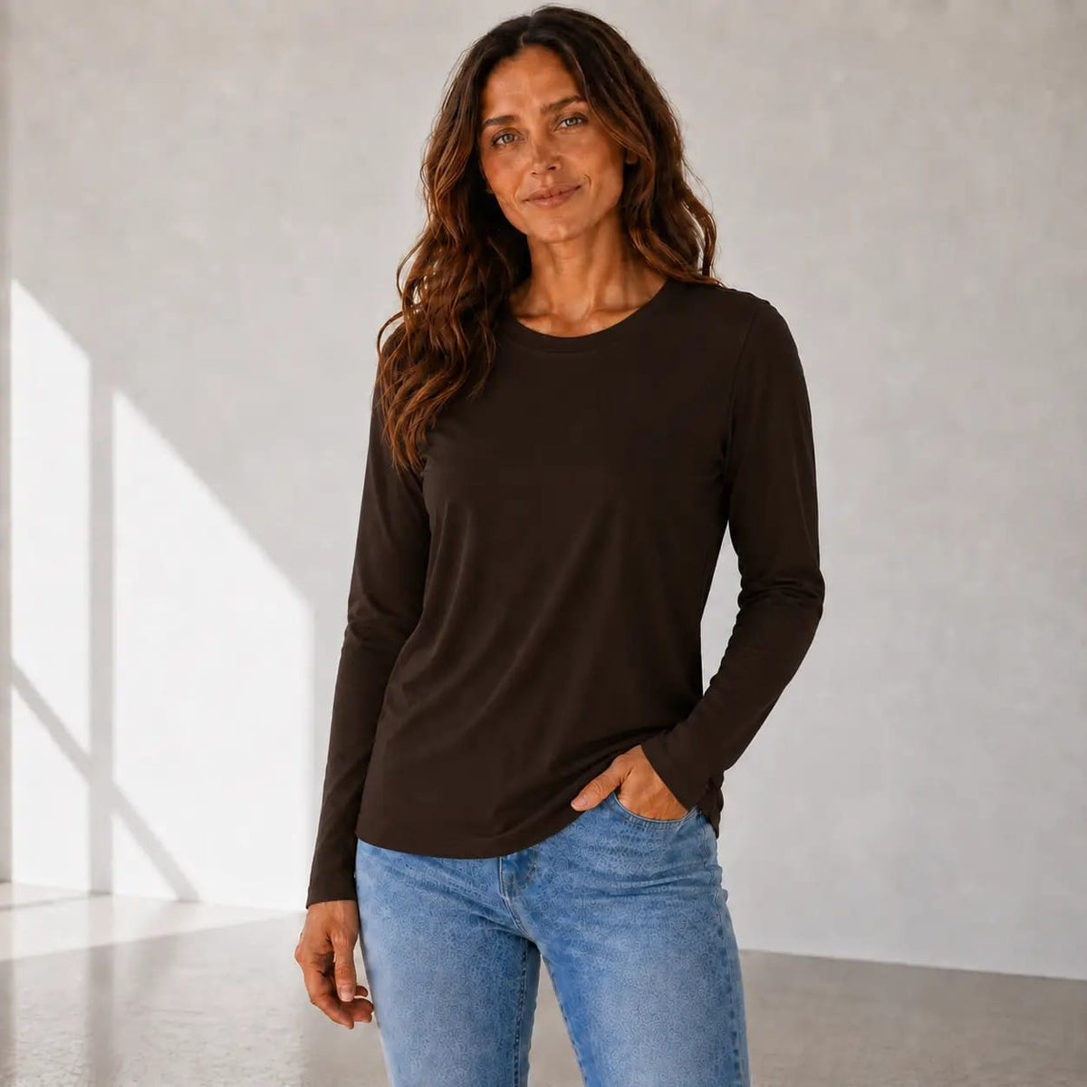 House of Trendz Boutique clothing Cotton Stretch Long Sleeve Crew Neck Tee - Chocolate