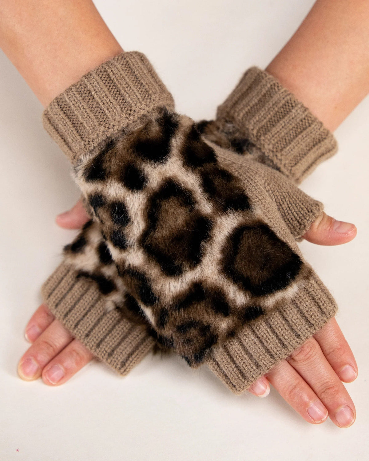 House of Trendz Boutique Gloves Faux Fur Leopard Print Fingerless Gloves