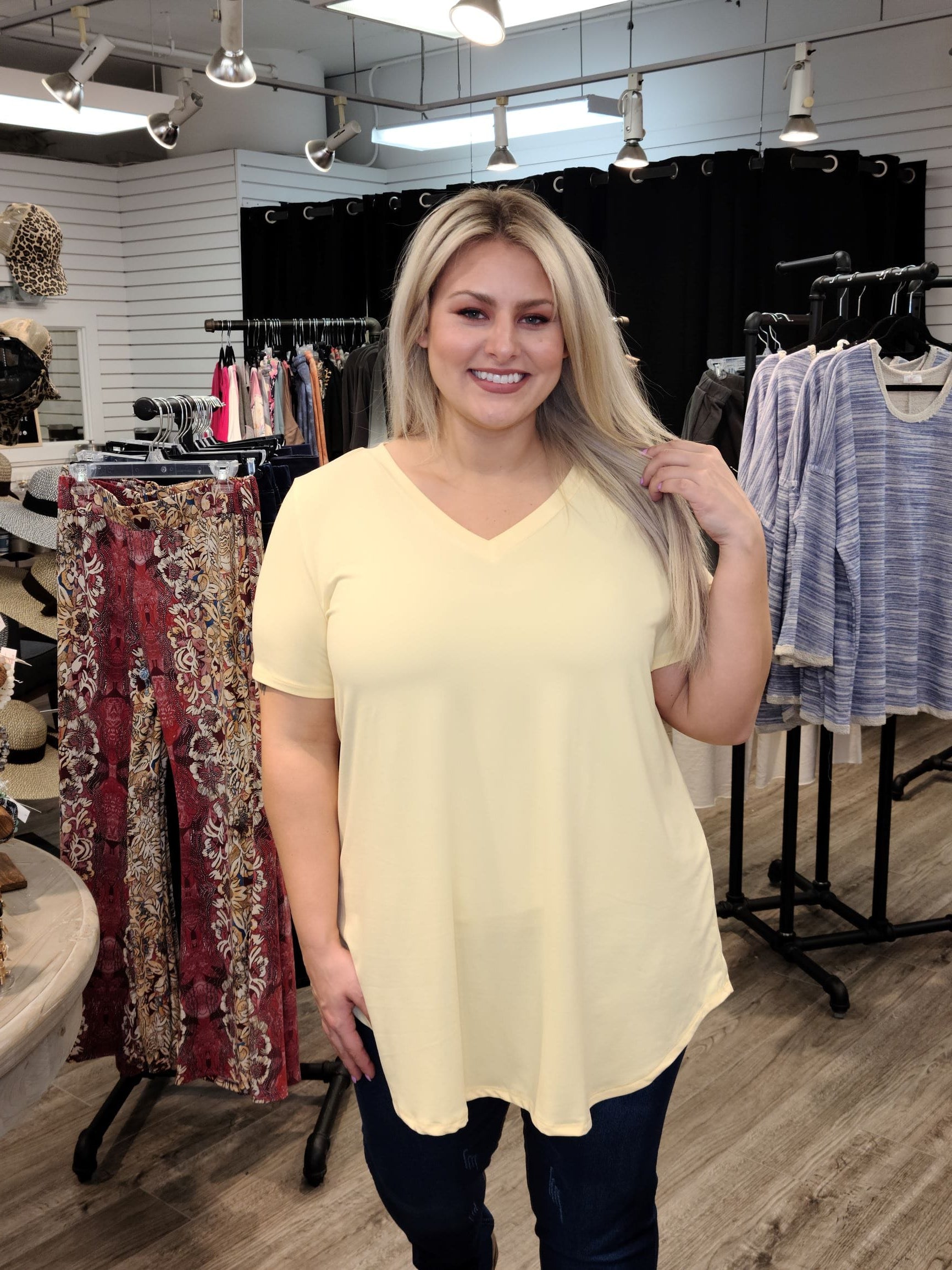 House of Trendz clothing Fab Fit Basic Short Sleeve (Banana)