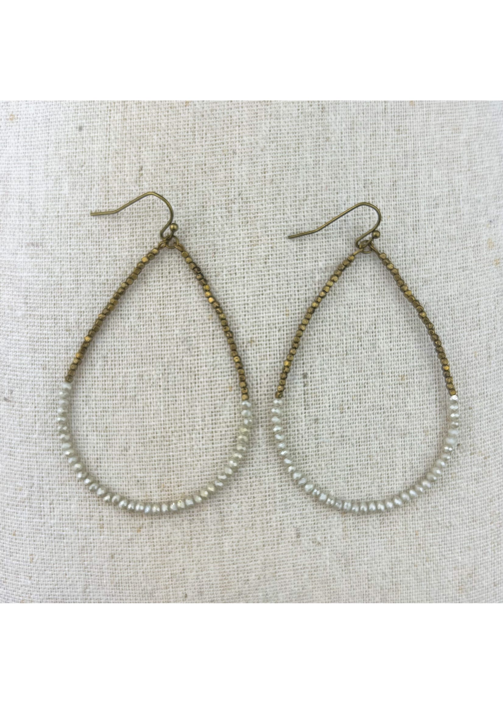 House of Trendz jewelry Boho Collection Wire Hoop Earring (Grey)