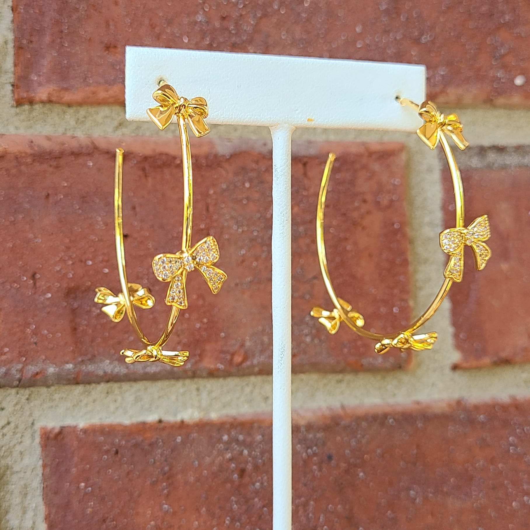 House of Trendz jewelry Bows & Kisses Hoop Earring